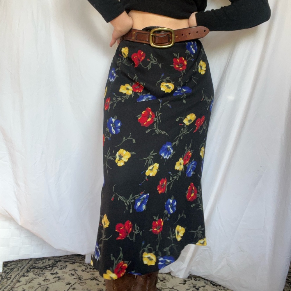 SOLD Vintage cottage core floral skirt, floral design maxi skirt with a boho
